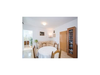 Apartment Postira Features 3