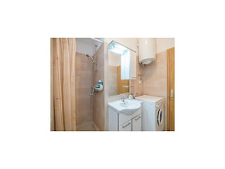 Apartment Postira Features 12