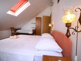 Apartment Splitska Features 11
