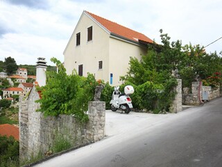 Apartment Splitska Outdoor Recording 4