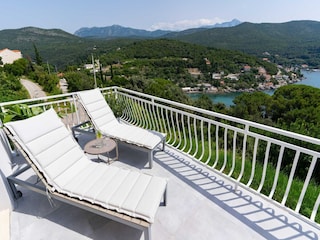 Appartement Molunat Buitenaudio-opname 12