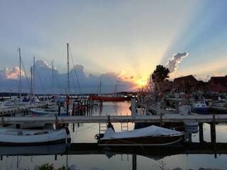 Hafen Maasholm am Abend