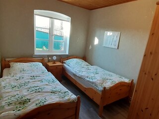 Schlafraum mit 2 Einzelbetten