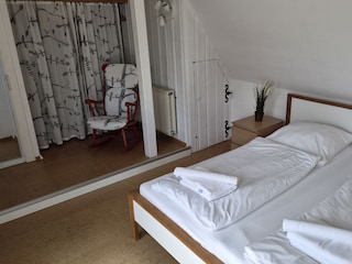 Schlafzimmer 2
