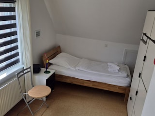 Schlafzimmer 3