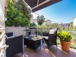 Appartement Brodarica Buitenaudio-opname 5