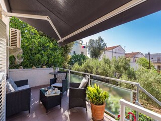 Appartement Brodarica Buitenaudio-opname 4