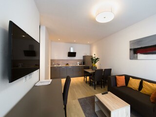 7ccb3698-66b9-4fee-9fb0-0bc2173cb667