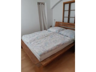 Neue_Wohnung_am_Fluss_Bett