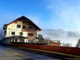 1620203596_au-en-klein