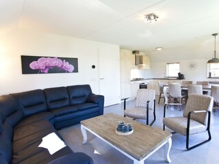 Villa Arnhem Outdoor Recording 3