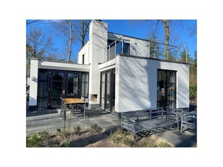 Villa Arnhem Außenaufnahme 1