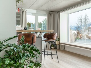 Große helle Fenster für eine angenehmes Ambiente
