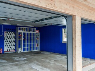 Garage  mit 2 Parkplätzen