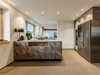 Designerküche komplett ausgestattet