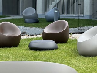 BASECAMP| social chill area