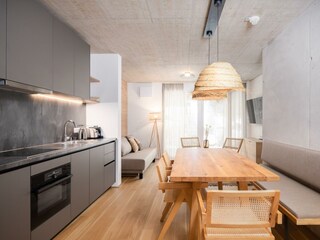 BASE 2.05 | essbereich