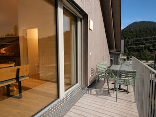 Base 2.10 Balkon