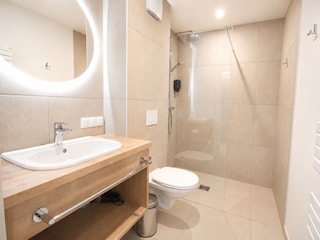 Base 2.10 Badezimmer2