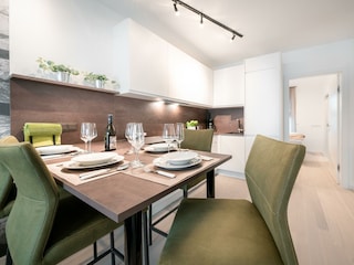 Voll ausgestattete Küche