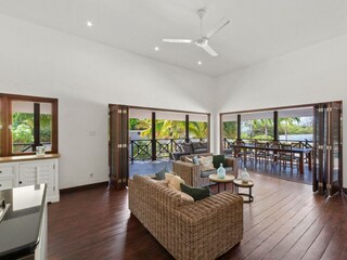 Villa Jan Thiel Außenaufnahme 13