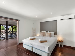 Villa Jan Thiel Outdoor Recording 23