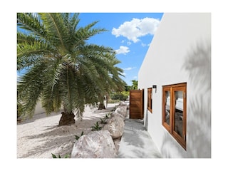 Villa Jan Thiel Außenaufnahme 52