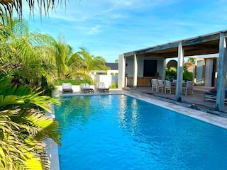 Villa Jan Thiel Außenaufnahme 2