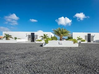 Villa Jan Thiel Outdoor Recording 25