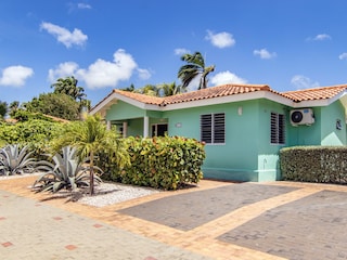 Villa Jan Thiel Außenaufnahme 2