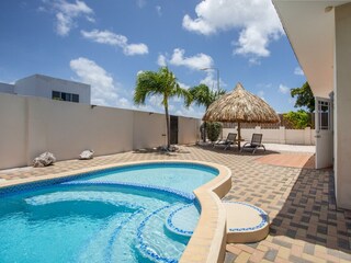 Villa Jan Thiel Außenaufnahme 4