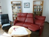 Wohnzimmer, Sessel und Sofa mit Relax-Funktion