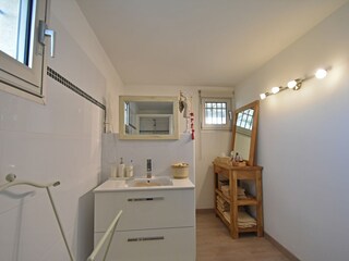 Villa Saint-Quentin-la-Poterie Équipement 23