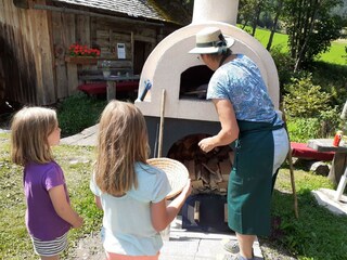 Brot backen in der Troger Mühle