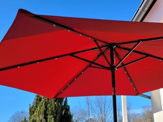 großer Sonnenschirm