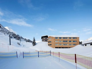 warthsap_skiinskiout_01