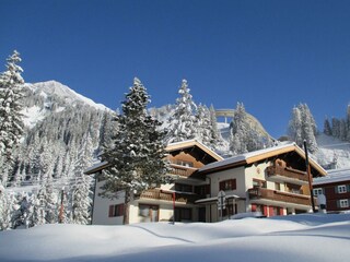 Haus Bischof Winterbild