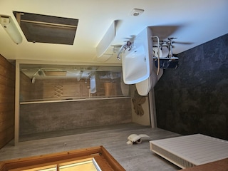 Dusche / WC im 1 Stock