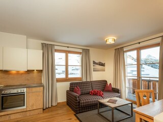 Wohnraum mit Ostbalkon