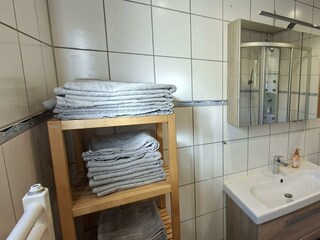 Badezimmer 2