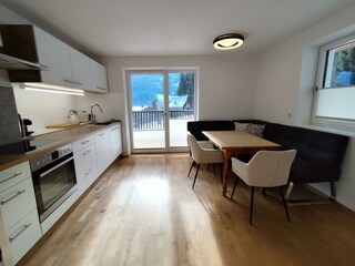 Küche mit Essbereich