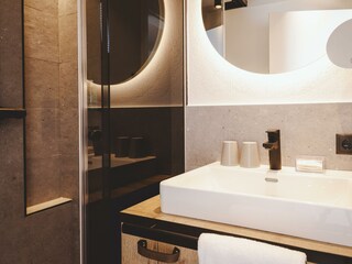 Room Pictures_Room_3SZSSa_8