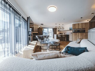 Room Pictures_Room_4SZSSa_19