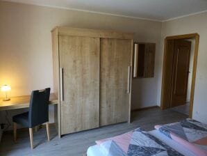 Apartment 4-Bettwohnung, Am Rosenkreuz