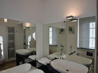 Villa Oggebbio Features 37