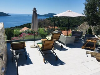 Terrasse mit Blick auf die Adria