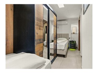 Apartment Varvari Features 5