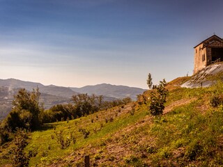 Apartamento de vacaciones Castino Grabación al aire libre 6