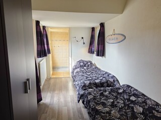 Schlafzimmer 2