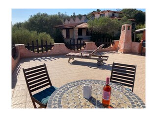 Dachterrasse mit Möblierung